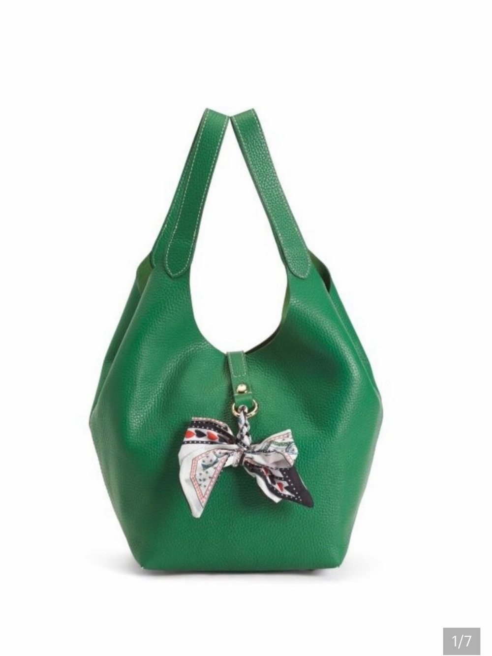 La Vía Bright Green Pebbled Leather Shoulder Bag with matching pouch